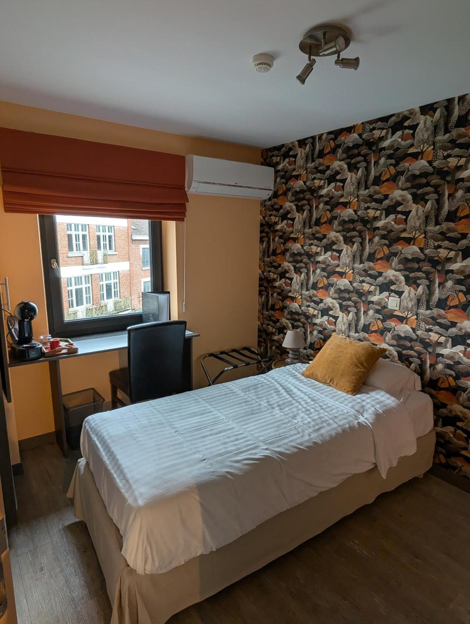 A Fleur De Couette Hotel Auvelais Ngoại thất bức ảnh