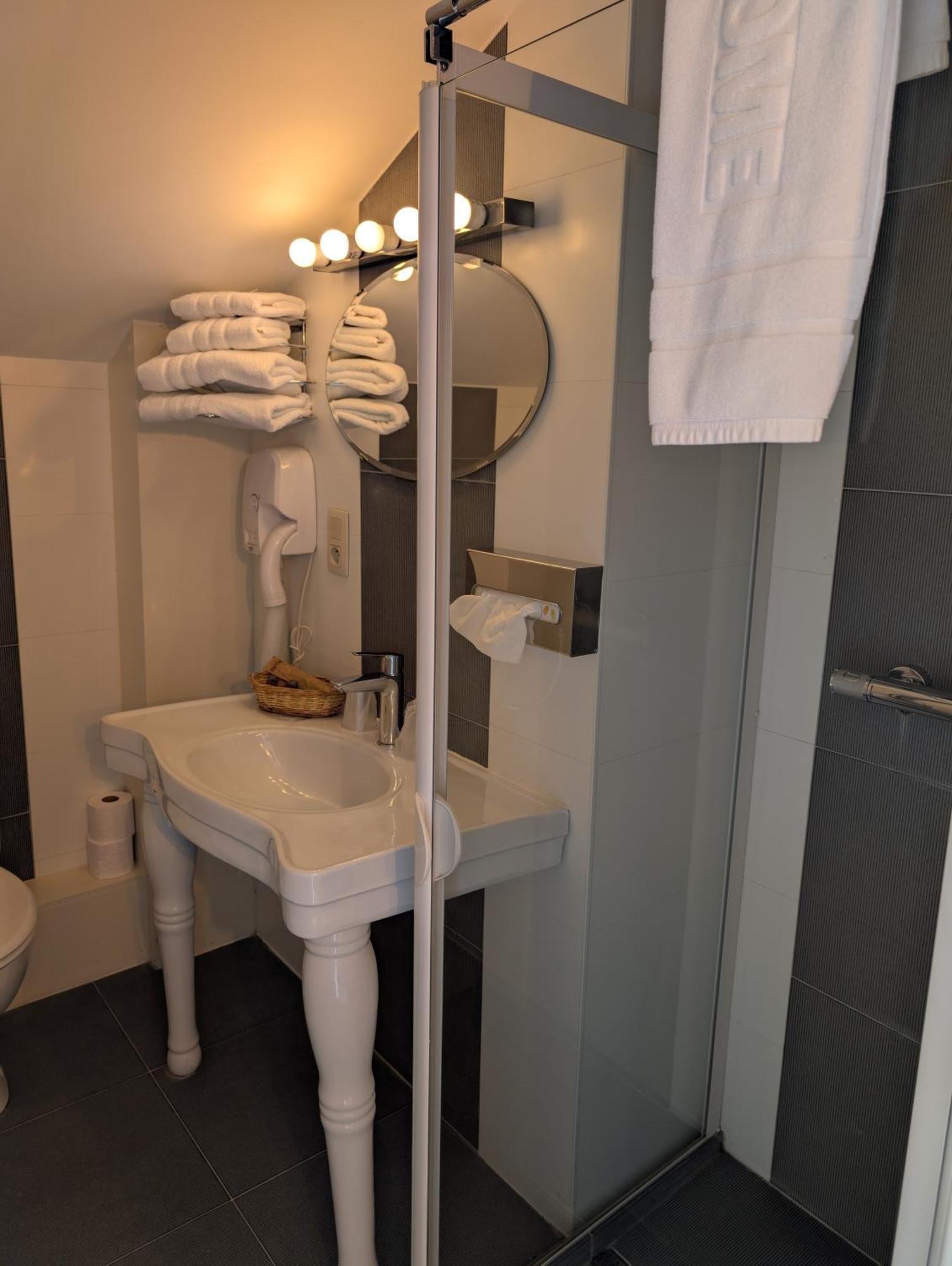 A Fleur De Couette Hotel Auvelais Ngoại thất bức ảnh