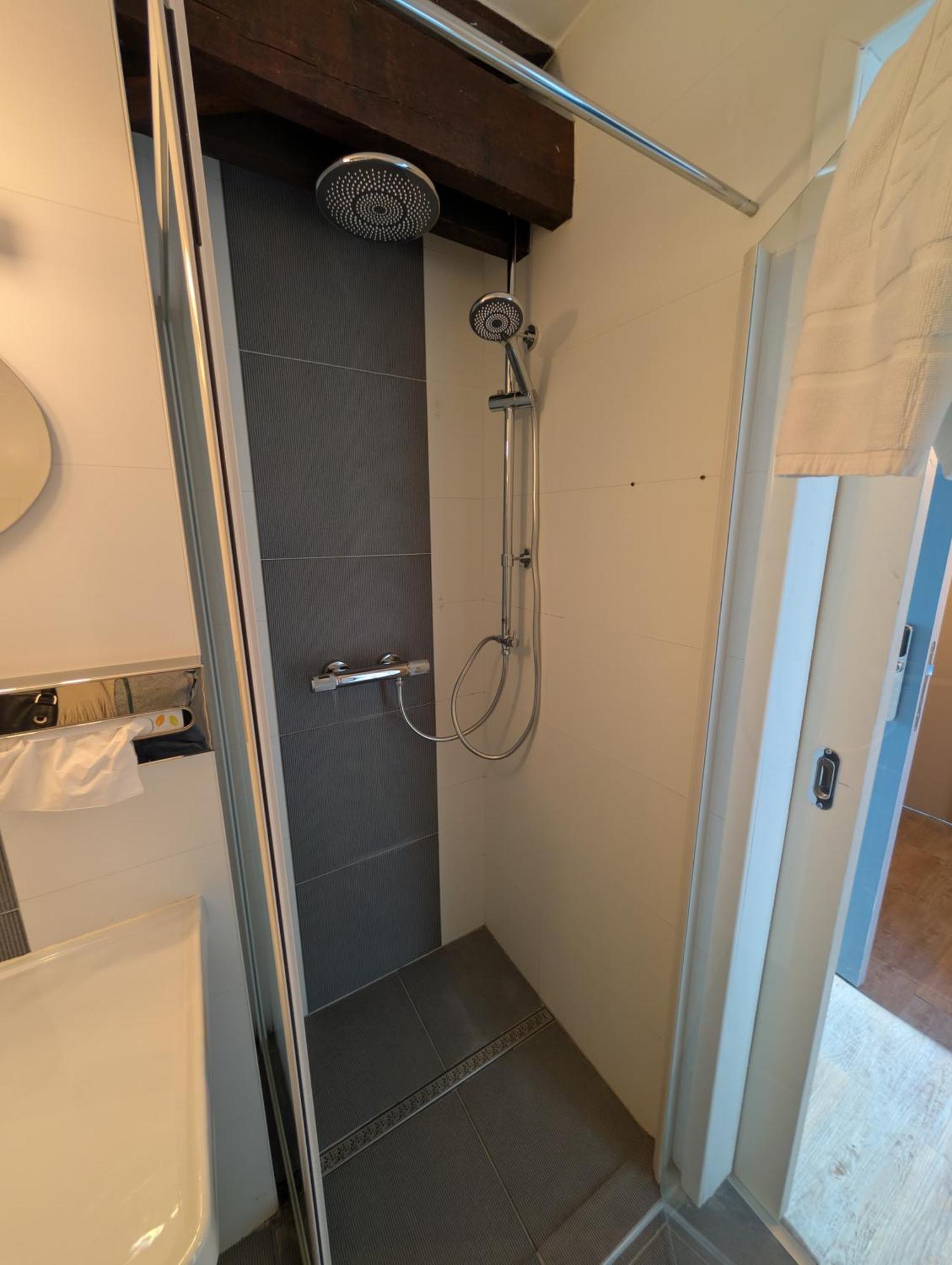 A Fleur De Couette Hotel Auvelais Ngoại thất bức ảnh